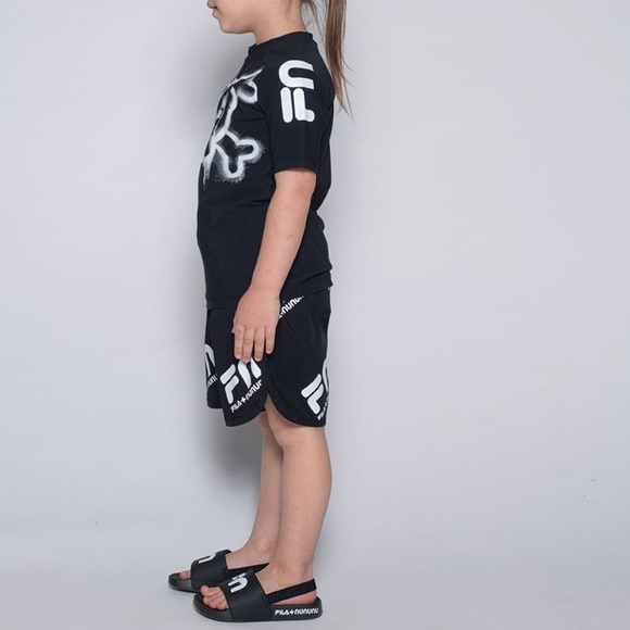 FN Surf Shorts 6-7 Years NEW - Picture 10 of 11